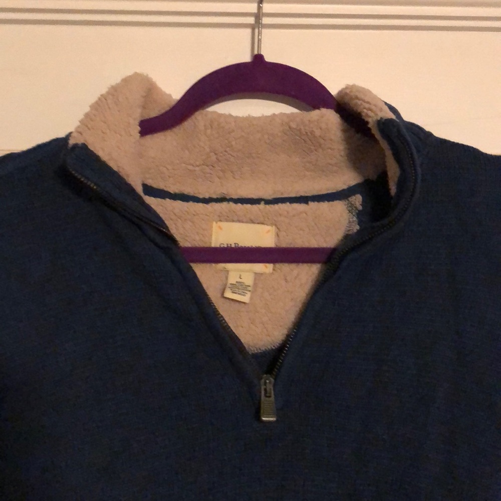 Zip sweater